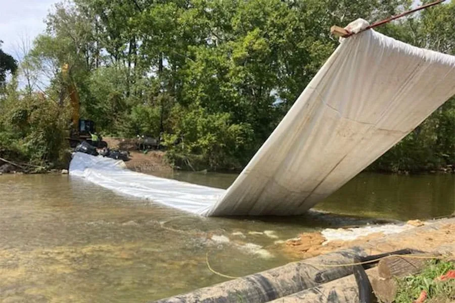 Water-Inflated Cofferdams