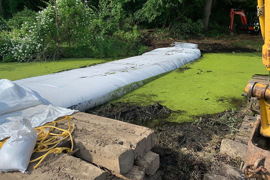 Inflatable Cofferdam Used in Swamp Area for Construction